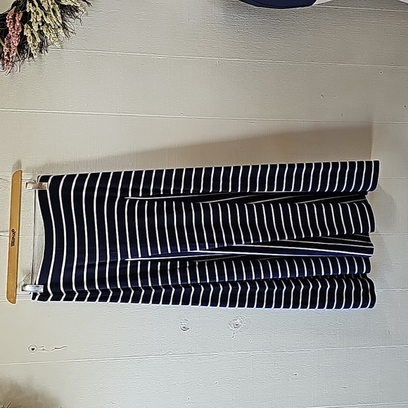Lauren Ralph Lauren Women's Stripe Navy White Full Lenght Skirt Size Small - Picture 2 of 6